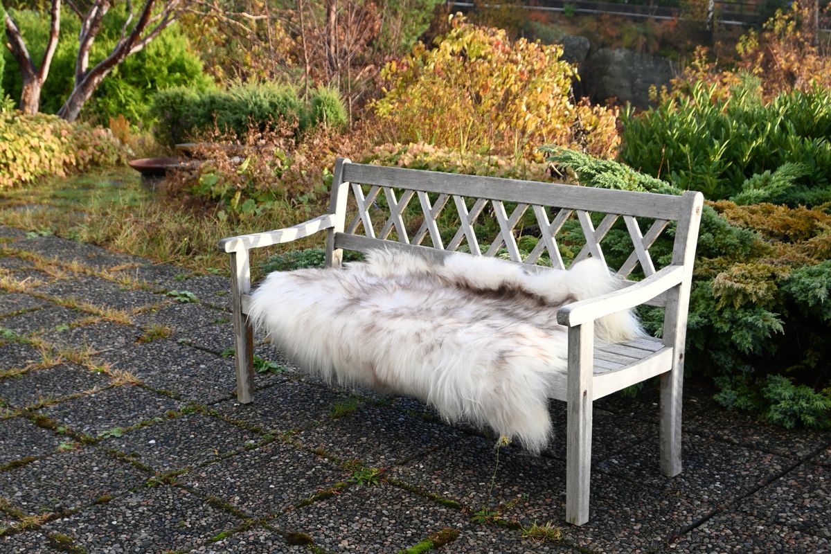 Sheepy saueskinn - ullhvit/gråmelert