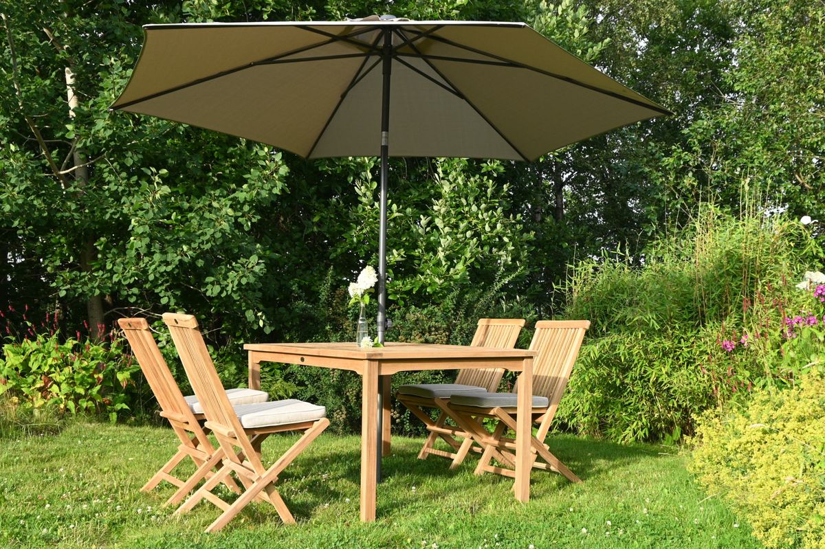 Skagen sett 4 klappstoler+bord 150x90 cm - teak 