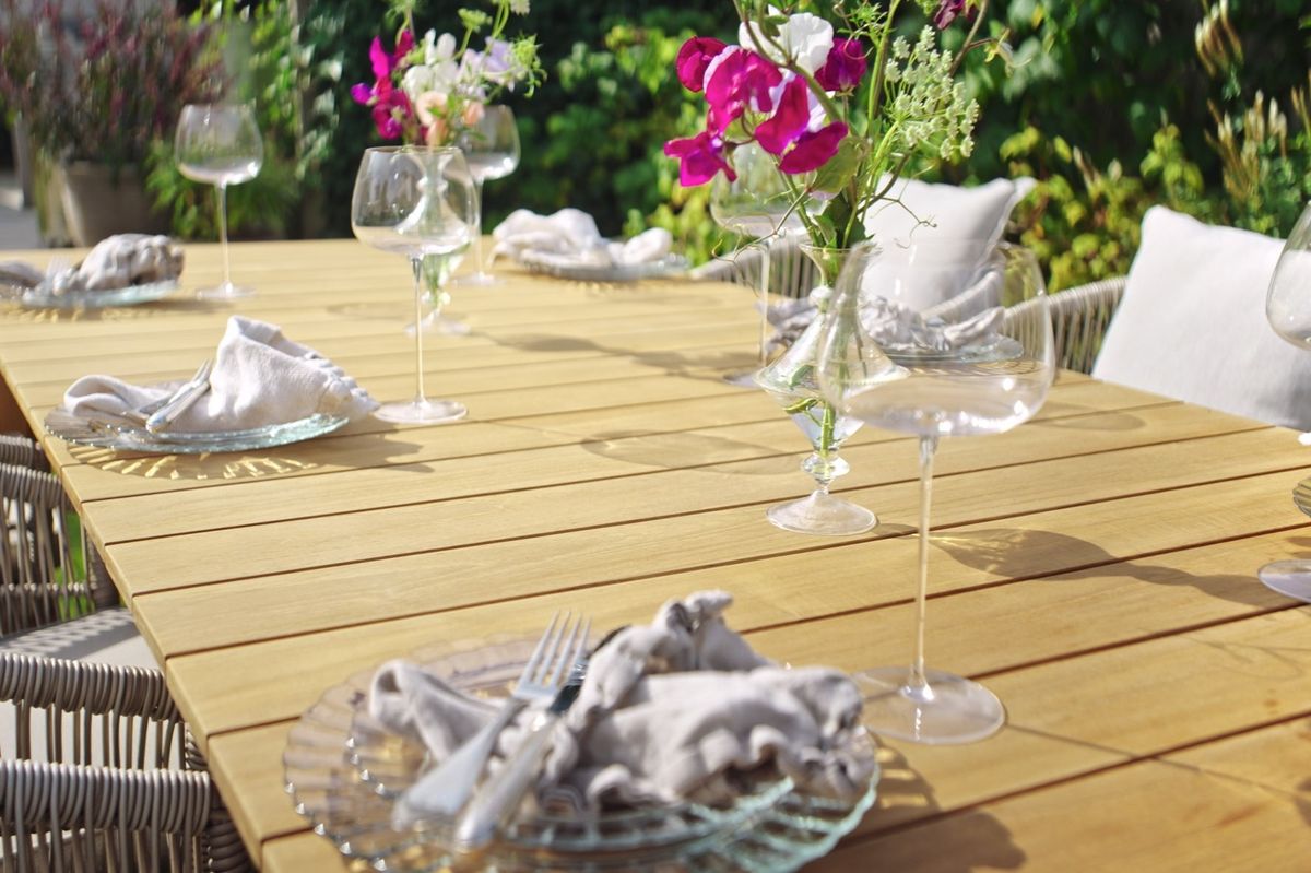 Himmelsnes spisebord 240x105 cm - teak