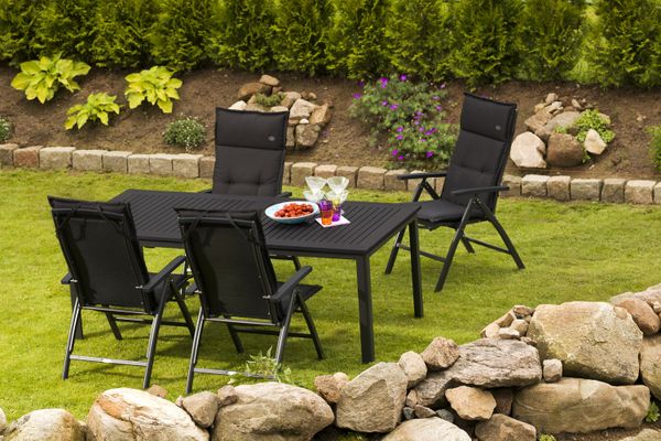 Hovedbilde Nydala sett 4 posisjonsstoler+XL uttrekksbord - sort  